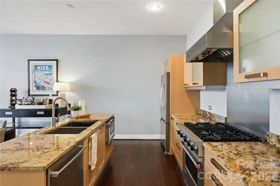 1100 Metropolitan Avenue #205, Charlotte, NC 28204 - #3