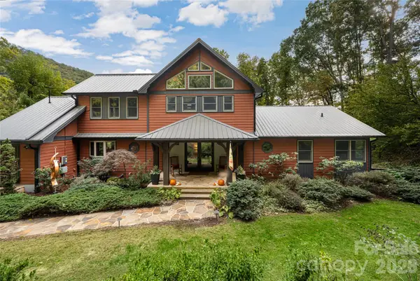 364 Lynn Cove Road, Asheville, NC 28804