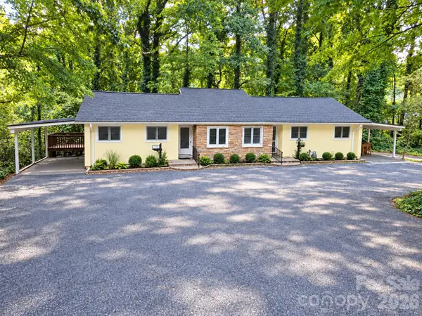 121 Carolina Drive #121/123, Tryon, NC 28782