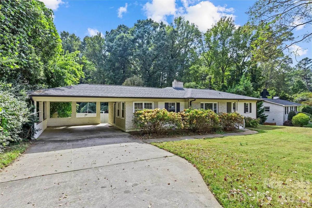 2538 Arnold Drive E, Charlotte, NC 28205 - #1
