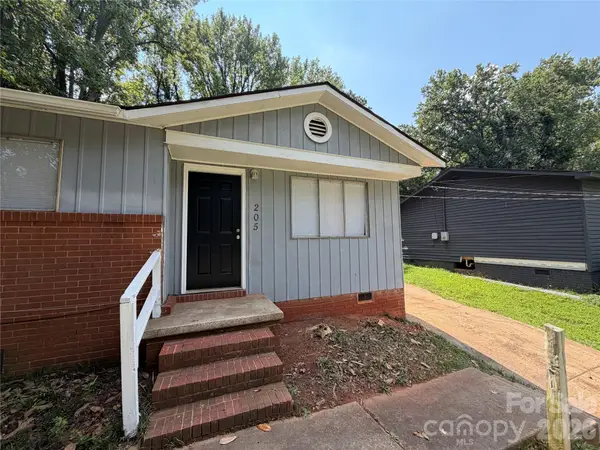 205 Glenrock Drive, Charlotte, NC 28217