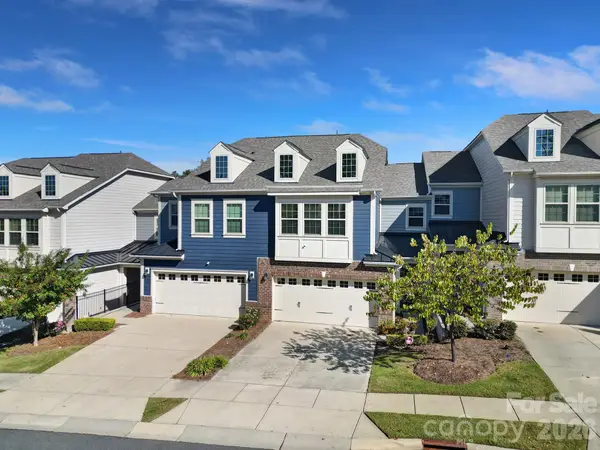 620 Amber Meadows Way, Tega Cay, SC 29708