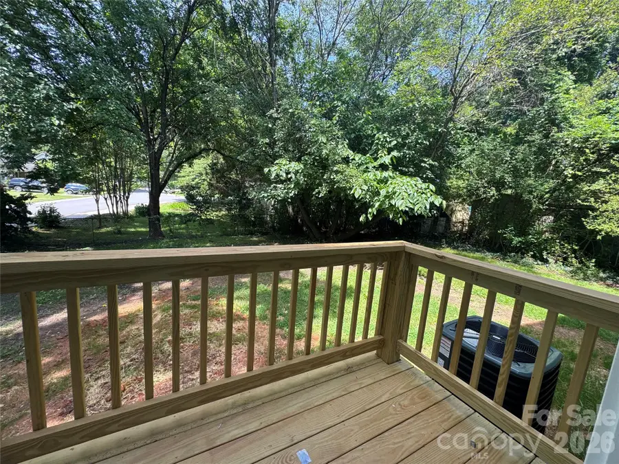 331 E Lowrance Avenue, Mooresville, NC 28115 - #3