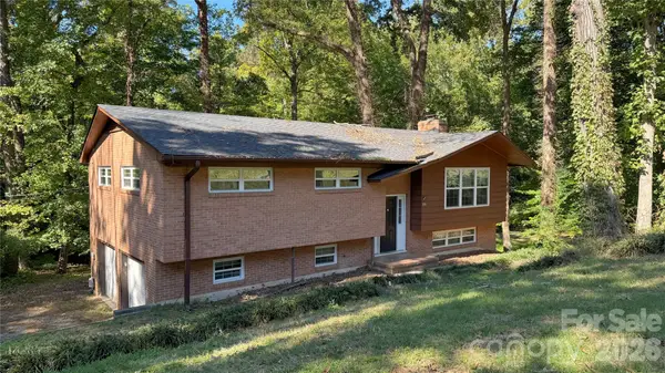 350 Waycross Drive, Charlotte, NC 28214