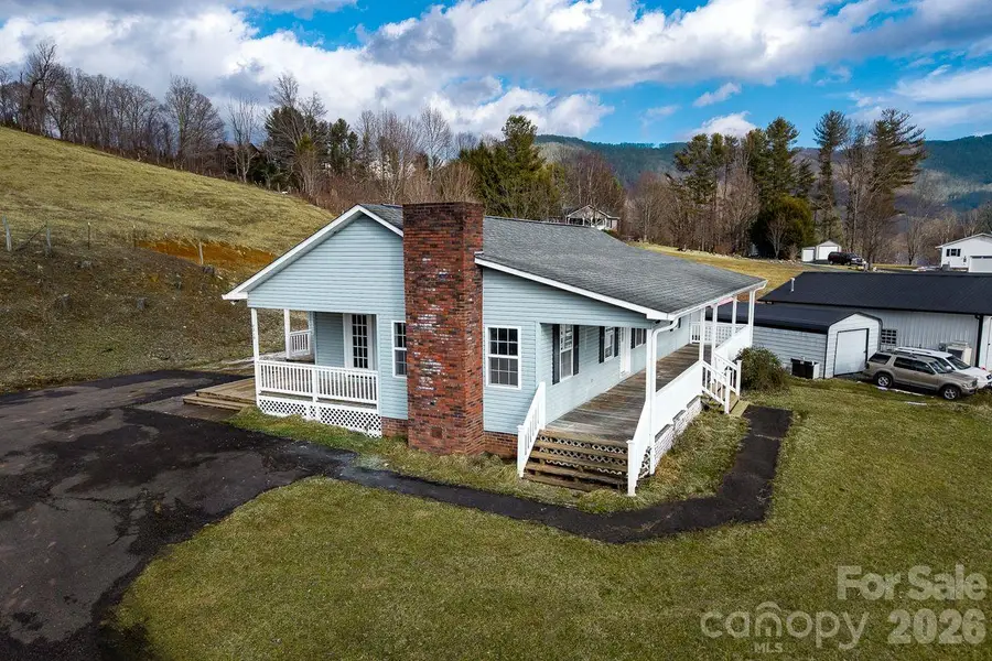 7215 Hwy 421 Highway N, Vilas, NC 28692 - #3