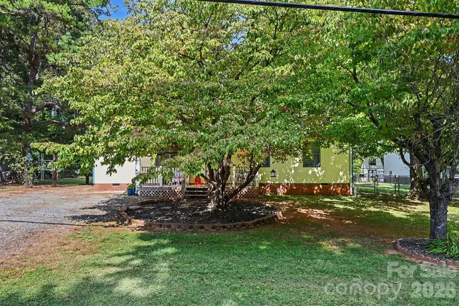 3917 Lake Road, Charlotte, NC 28269 - #2