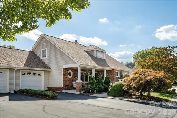 1111 Citation Circle, Hendersonville, NC 28739