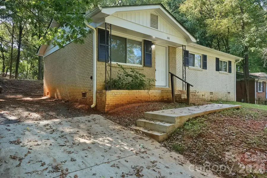 301 Edgegreen Drive, Charlotte, NC 28217 - #2