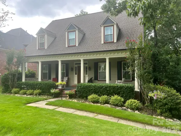 223 N Brackenbury Lane, Charlotte, NC 28270
