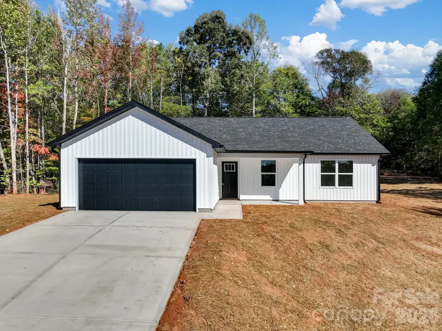 140 Four Andrews Drive, Harmony, NC 28634 - #2