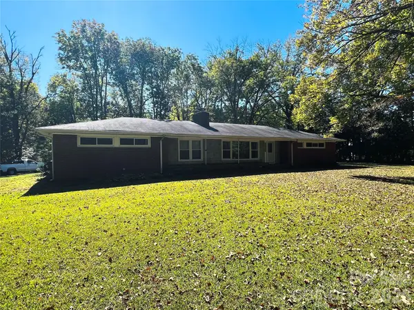 1414 Marlwood Circle, Charlotte, NC 28227