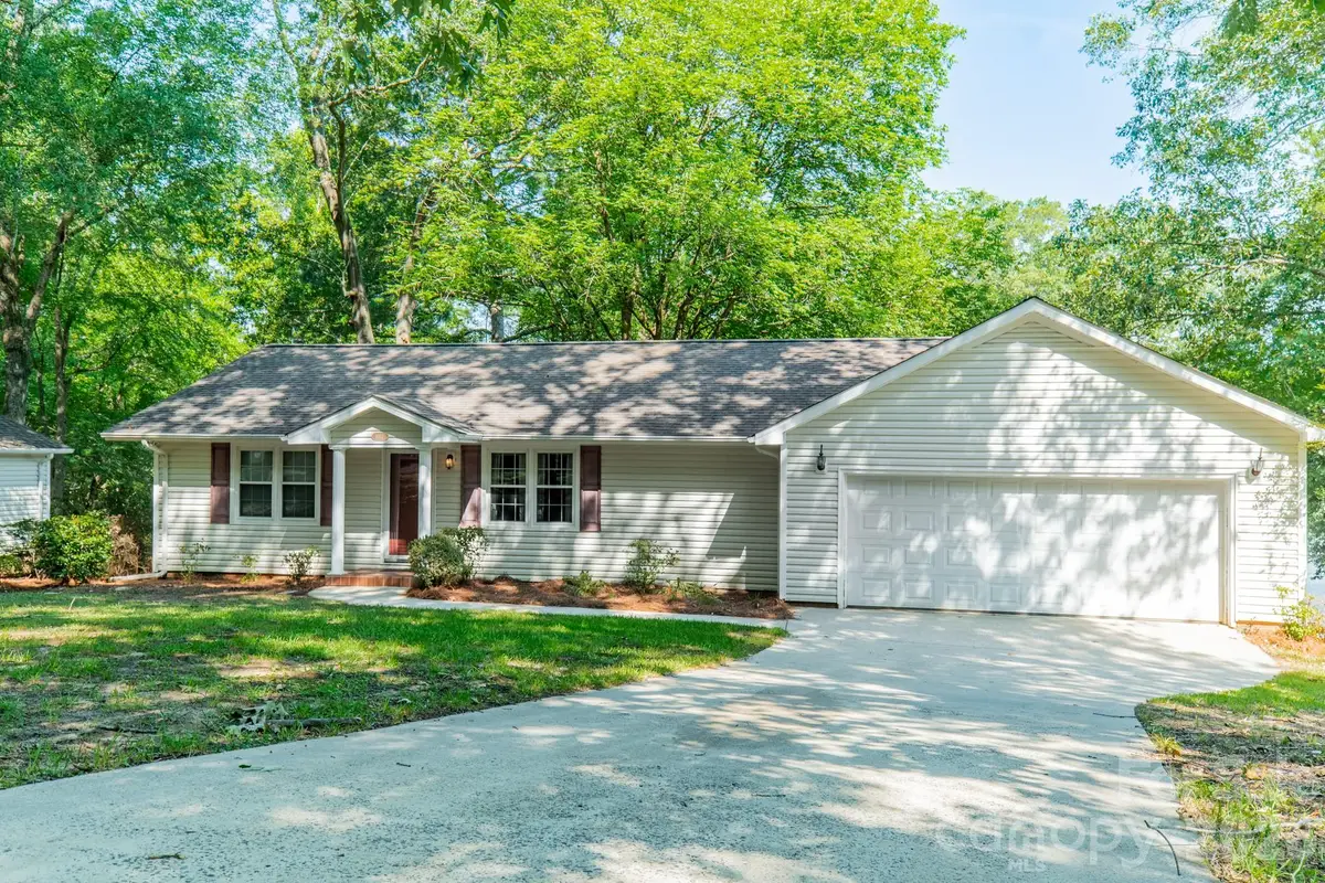 1077 E Shore Drive, Lancaster, SC 29720 - #1