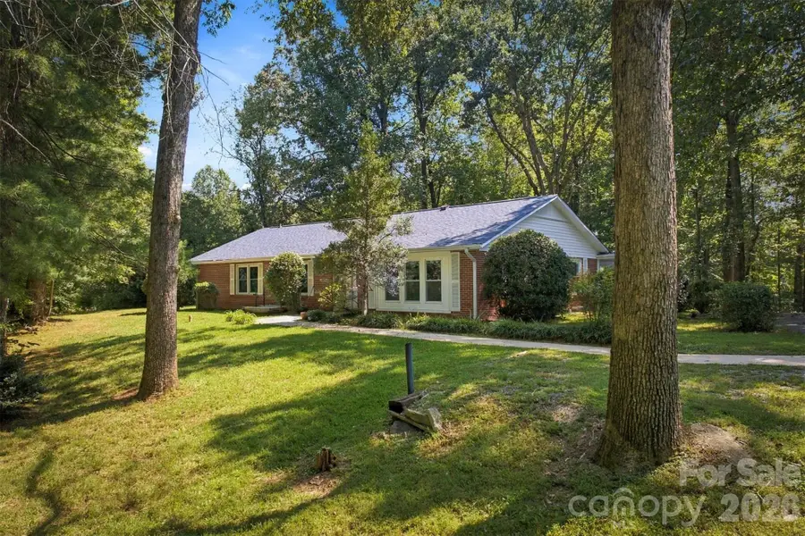 114 Fairview Road, Marion, NC 28752 - #2