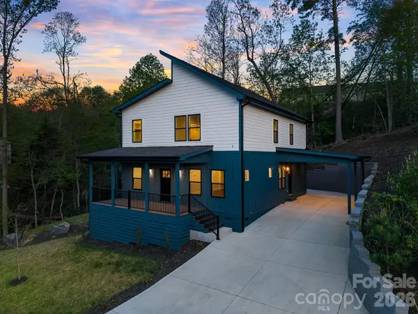 18 Winterhawk Drive, Arden, NC 28704