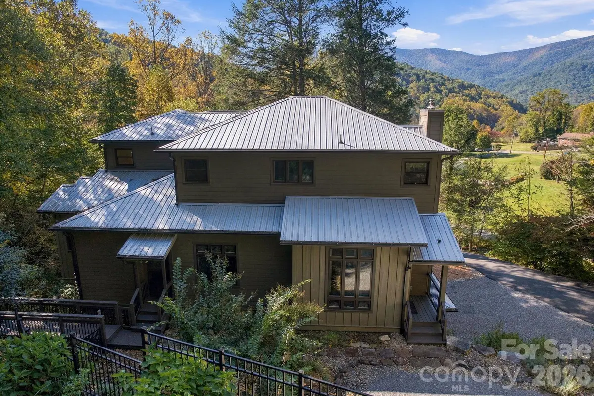 39 Williams Cove Road, Black Mountain, NC 28711 - #1
