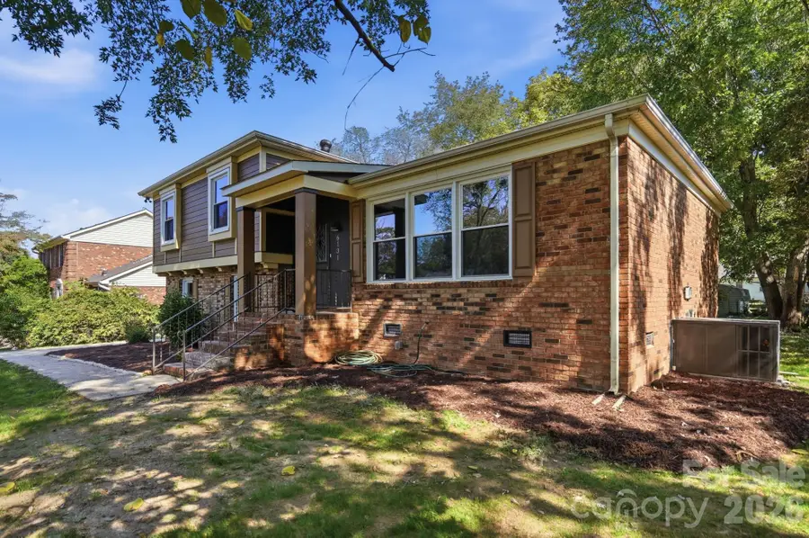 6131 Coach Hill Lane, Charlotte, NC 28212 - #3