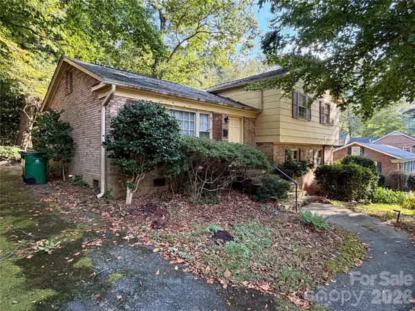 6207 Colchester Place, Charlotte, NC 28210