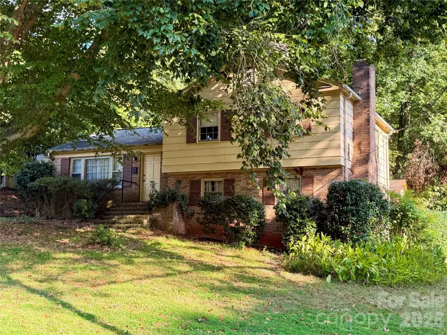 6207 Colchester Place, Charlotte, NC 28210 - #3
