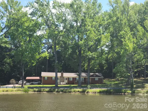 5118 Crestland Avenue, Charlotte, NC 28269