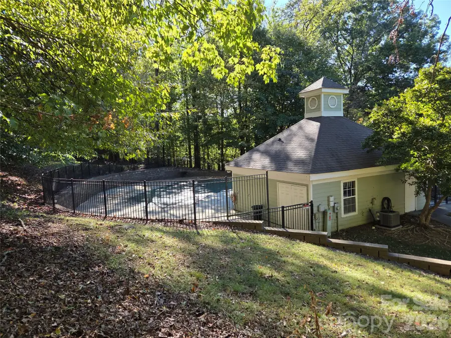 6140 Gray Gate Lane #M, Charlotte, NC 28210 - #3