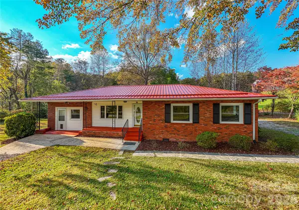 140 Catheys Creek Church Road, Brevard, NC 28712