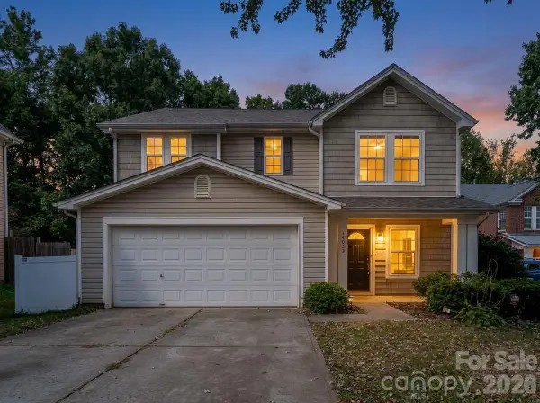 14033 Pinyon Pine Lane, Charlotte, NC 28215