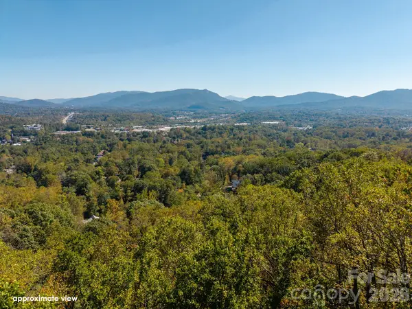 421 Reservoir Road, Asheville, NC 28803