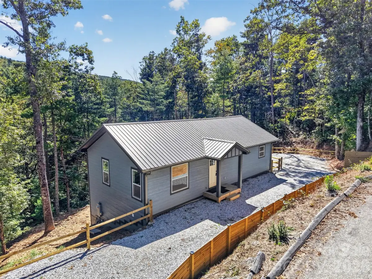594 Mcmillan Drive, Hendersonville, NC 28792 - #1