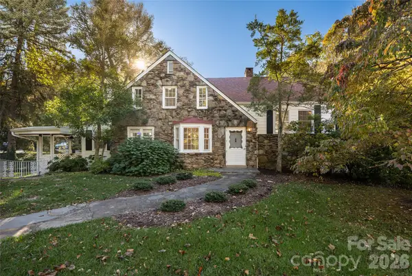 25 Blackwood Road, Asheville, NC 28804