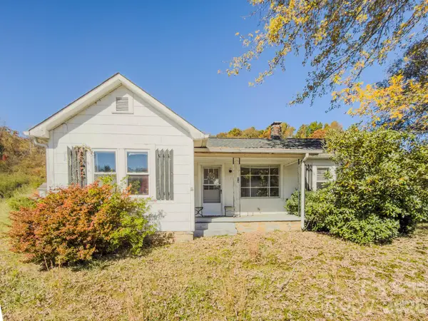 40 Duncan Lane, Newland, NC 28657