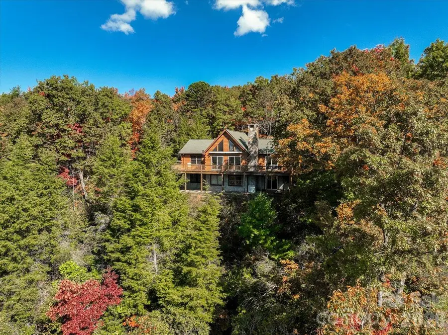 807 Pine Tree Road, Spruce Pine, NC 28777 - #2
