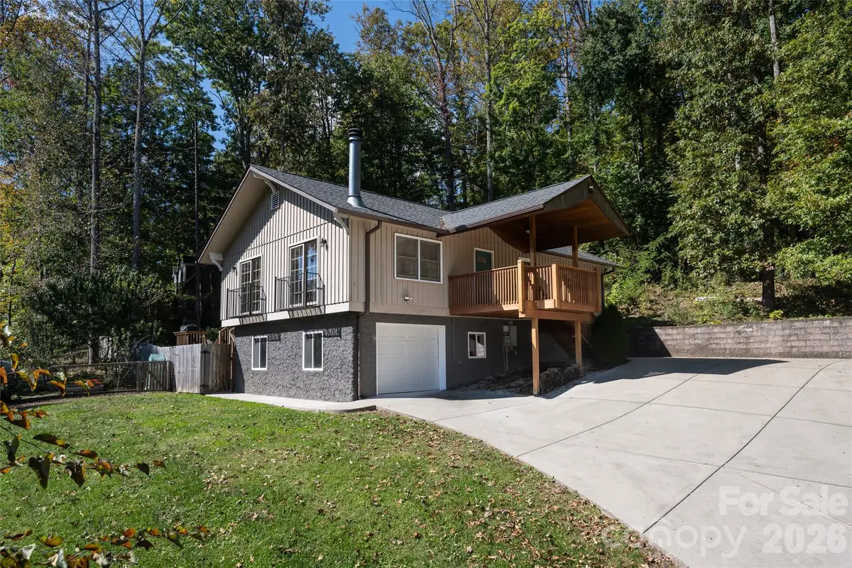 207 Beechwood Lakes Drive, Hendersonville, NC 28792 - #1