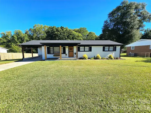 2610 Fairgreen Drive, Gastonia, NC 28056