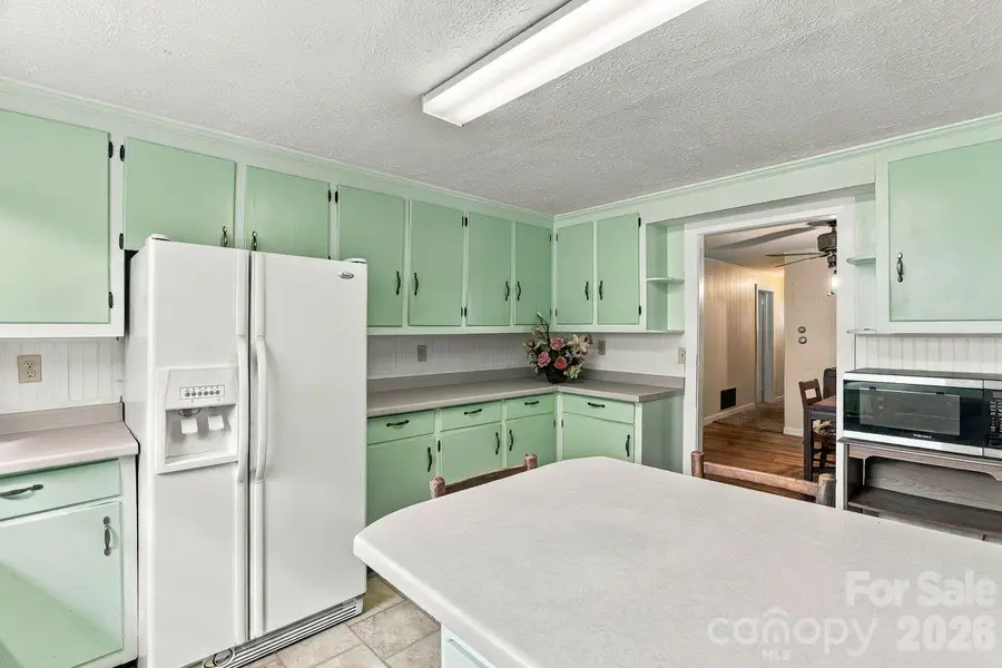 11 Whitt Road, Weaverville, NC 28787 - #3