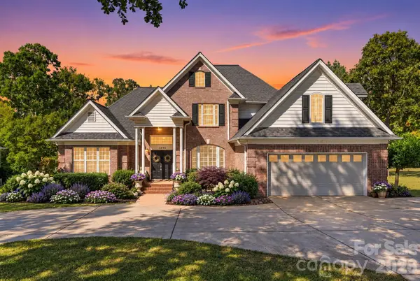 1093 Fairfield Drive, Gastonia, NC 28054