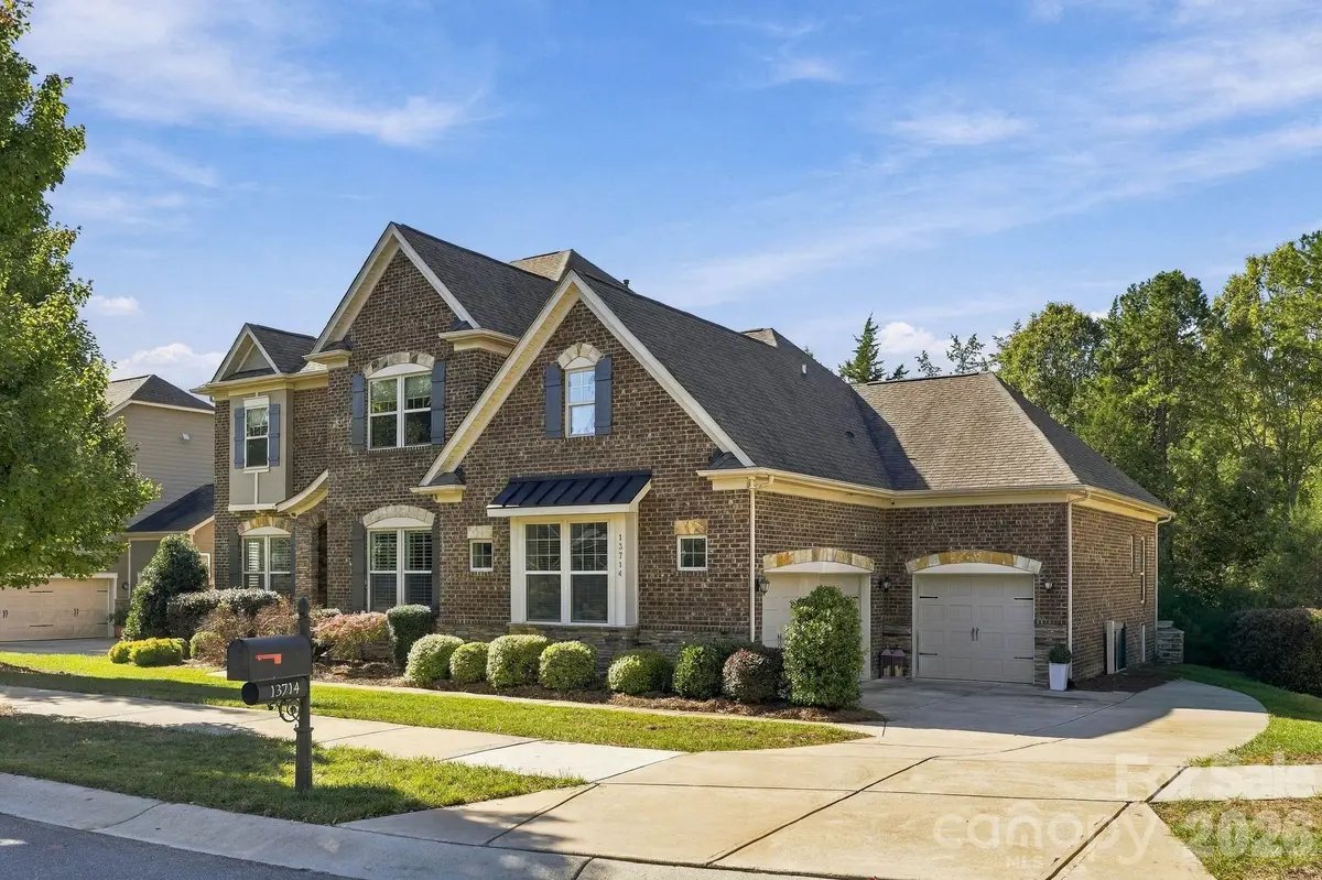 13714 Sunset Bluffs Circle, Huntersville, NC 28078 - #1