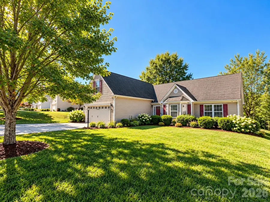 112 Ashton Bluff Circle, Mount Holly, NC 28120 - #2