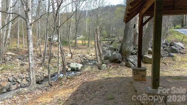 000 Quail Road, Bakersville, NC 28777