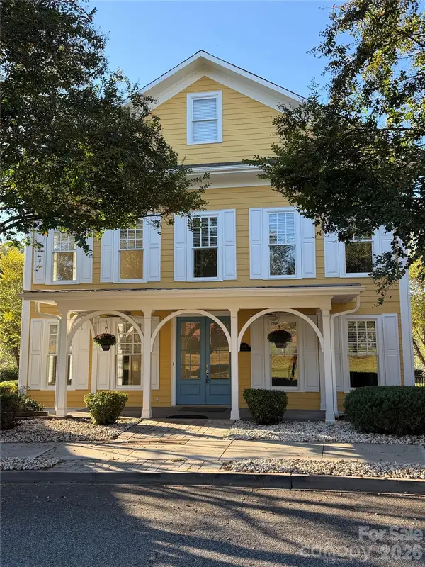 4095 Principal Circle Nw, Conover, NC 28613