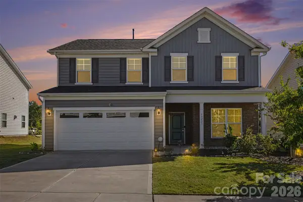 19221 Yellow Birch Drive, Charlotte, NC 28278