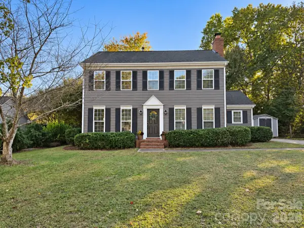 8730 Fieldgate Drive, Charlotte, NC 28277
