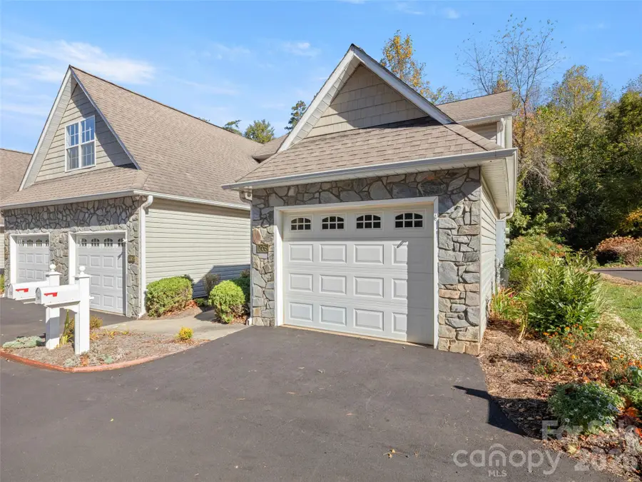 206 Waters Edge Drive, Weaverville, NC 28787 - #2