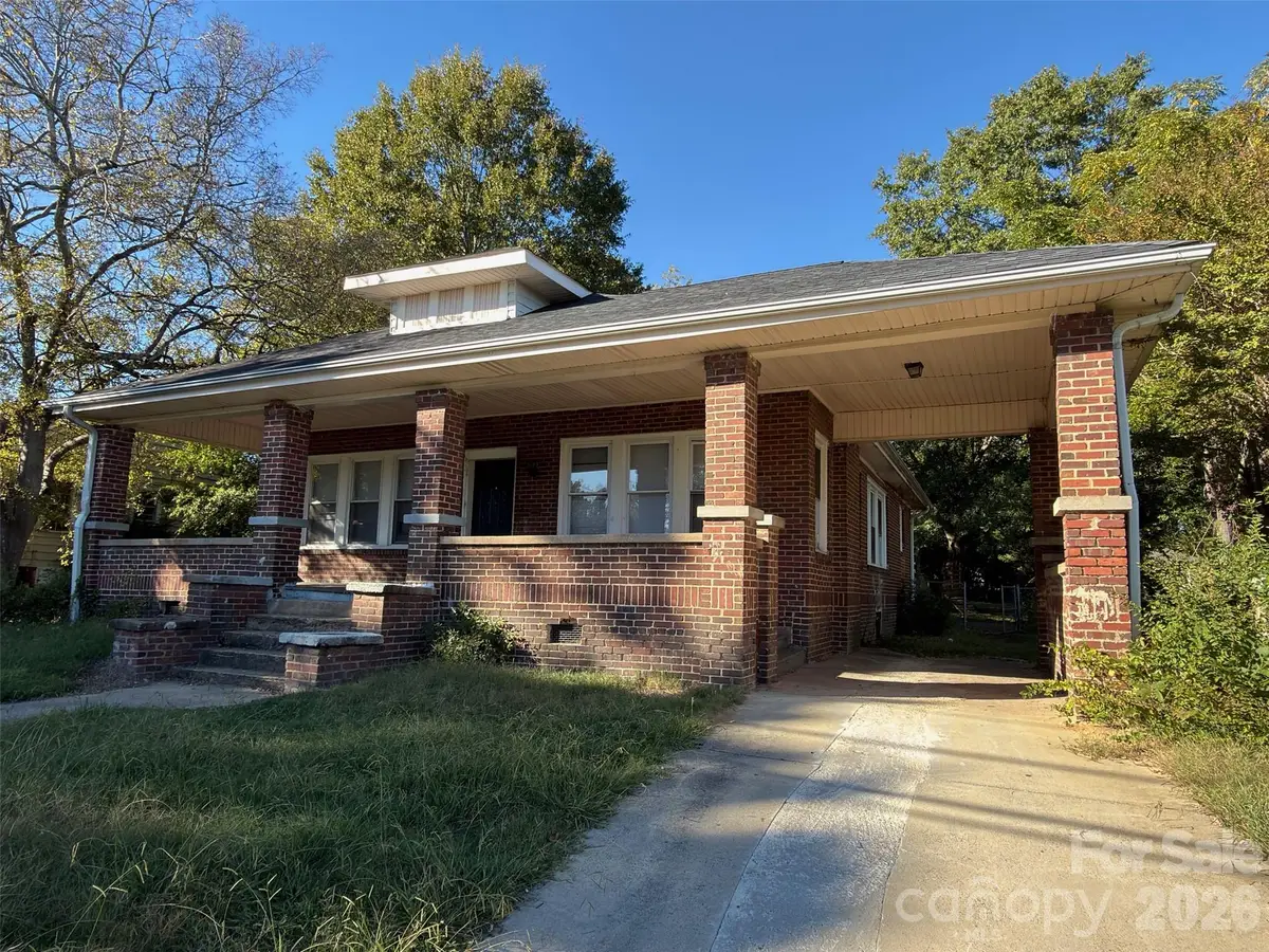 418 W Graham Street, Shelby, NC 28150 - #1