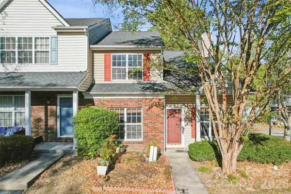 735 Mountainwater Drive, Charlotte, NC 28262