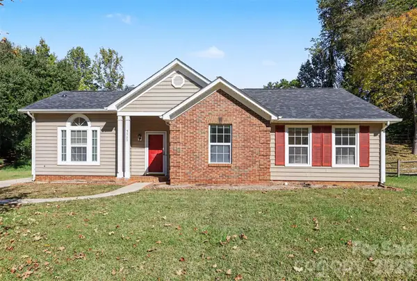 5929 Old Meadow Road, Charlotte, NC 28227