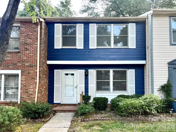 8234 Knights Bridge Road, Charlotte, NC 28210