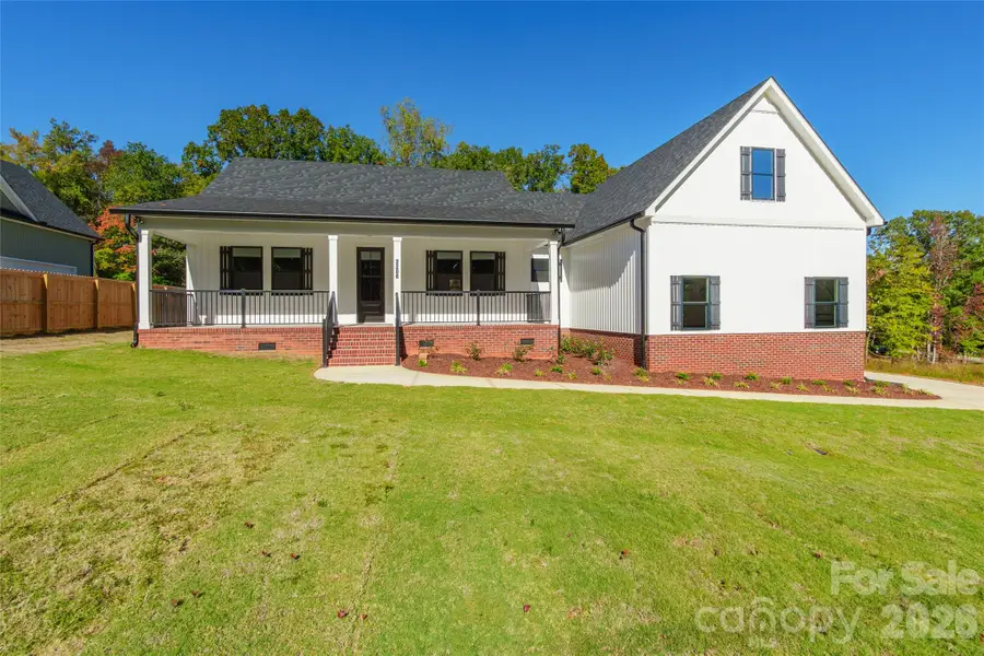 2208 University Drive, Lancaster, SC 29720 - #2