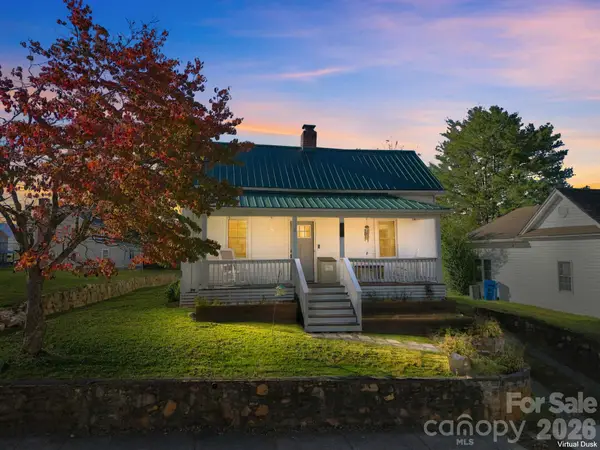 938 N Main Street, Canton, NC 28716