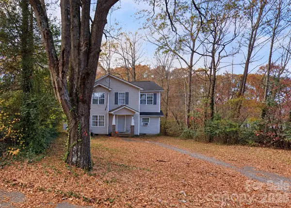 3829 Sally Lane, Charlotte, NC 28227