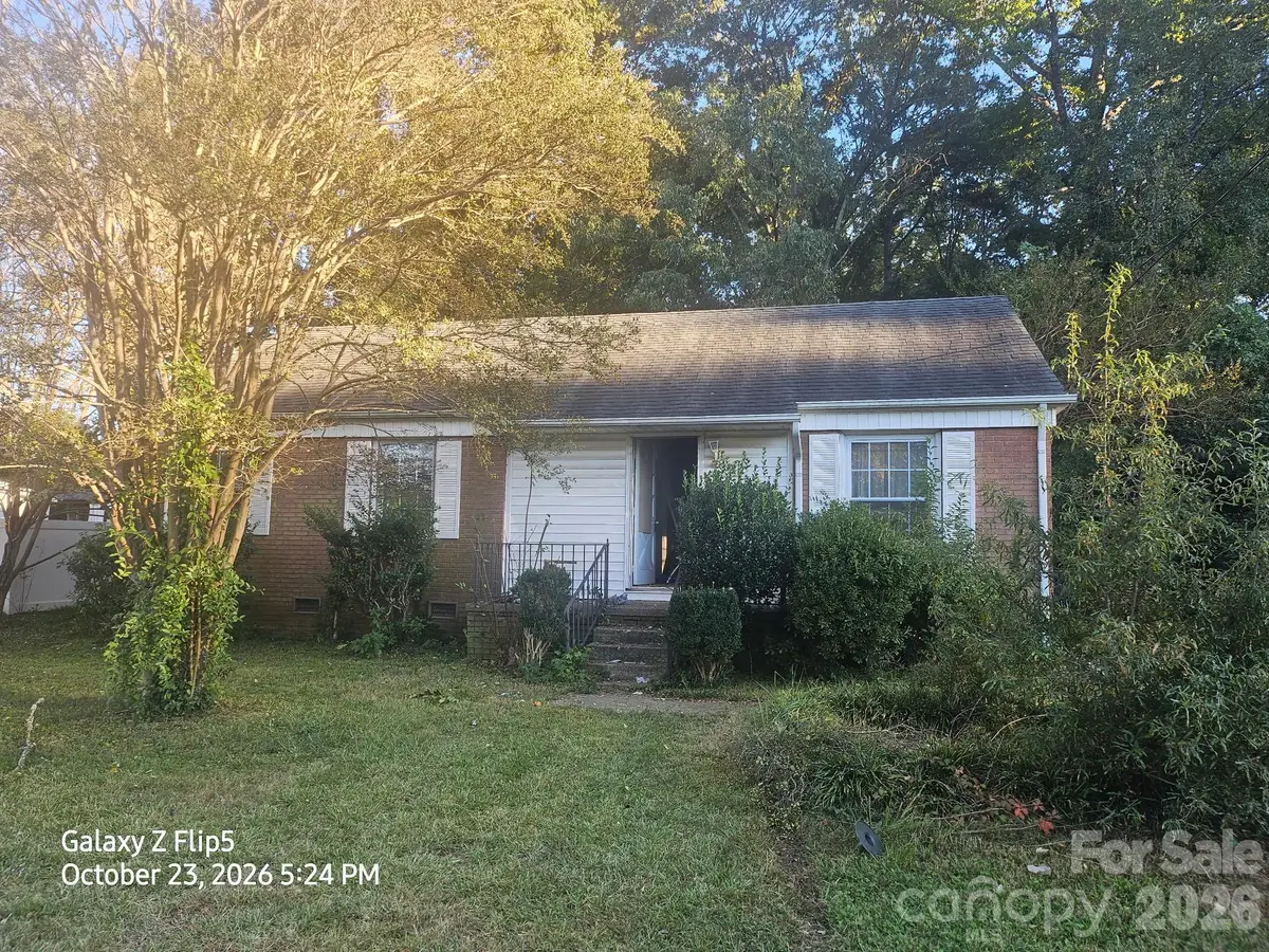 4110 Tipperary Place, Charlotte, NC 28215 - #1